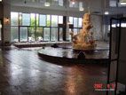 東北健康スタジアム・テルブ - 彫刻のオブジェがある内湯