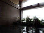 アクアイグニス仙台「藤塚の湯」 - 半露天風呂の構造