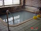 赤這温泉・阿部旅館 - 内湯・白濁した硫黄泉
